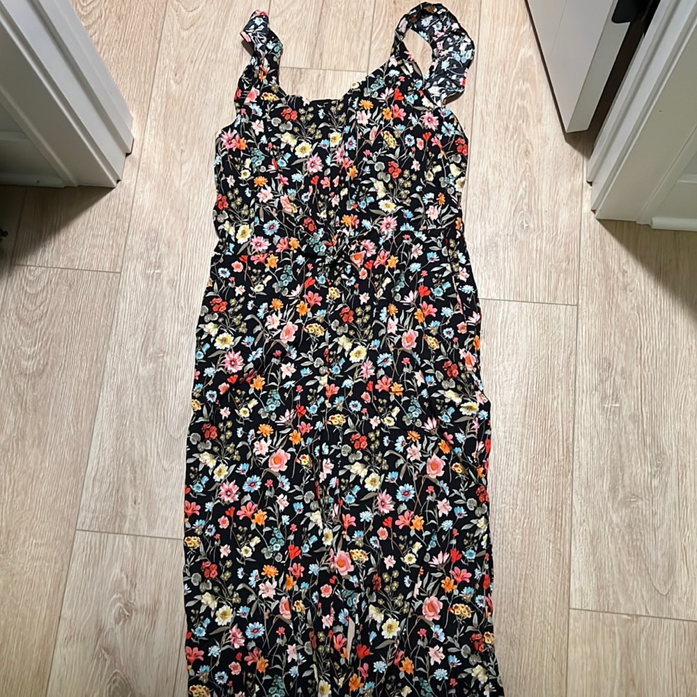 NWT-Loft Floral Jumpsuit with Tie Waist and Ruffle Sleeve